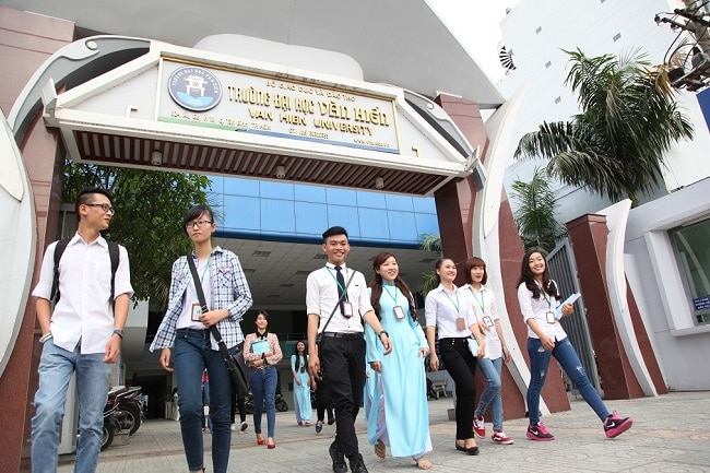 Đại học Văn Hiến là Top 7 Trường đại học dân lập tốt nhất TP Hồ Chí Minh