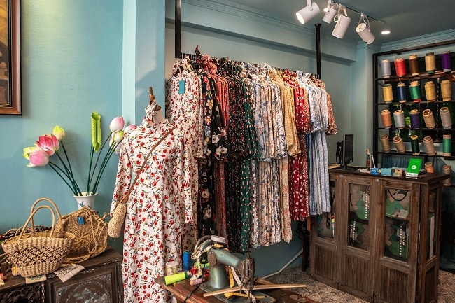 Top 10 cửa hàng cho thuê áo dài đẹp, rẻ tại TPHCM