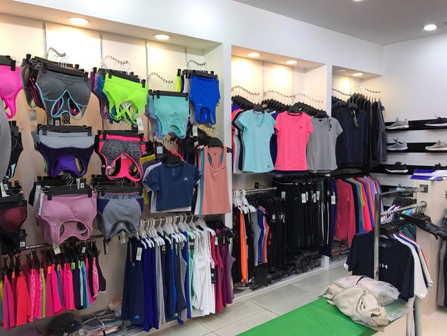 Top những cửa hàng bán áo tập gym cho nữ đẹp, chất tại TPHCM