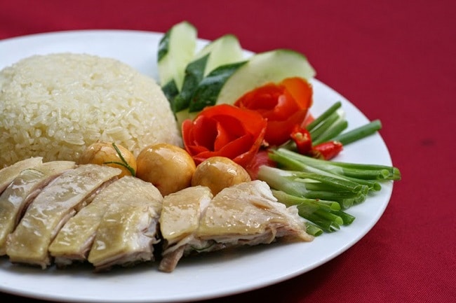 Cơm gà Thượng Hải là Top Quán cơm gà ngon nhất ở TPHCM