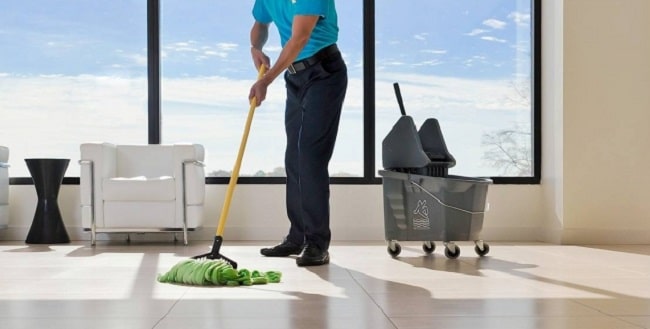 Bee Clean là Top 10 doanh nghiệp lớn công ty lau chùi, dọn dẹp vệ sinh nhà tại đáng tin tưởng nhất TPHCM