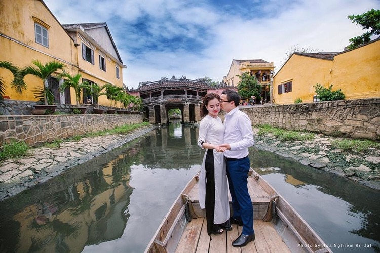 Top 6 địa điểm chụp hình cưới đẹp chuyên nghiệp nhất tại Huế - Hoa nghiêm Bridal