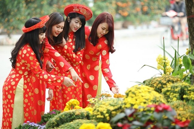 Áo dài Cẩm Tú là Top 5 địa chỉ may áo dài đẹp tại Tp Hồ Chí Minh