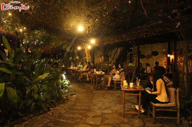 Lối Mòn cafe là Top 8 Quán cafe đẹp nhất quận 7, TPHCM