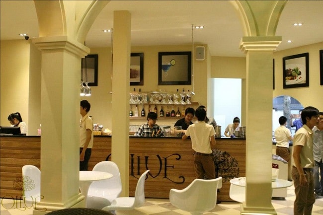 Olive Café là Top 10 Quán cà phê đẹp nhất quận Phú Nhuận, TP. Hồ Chí Minh