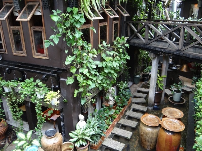 Trầm Café là Top 10 Quán cà phê đẹp nhất quận Phú Nhuận, TP. Hồ Chí Minh
