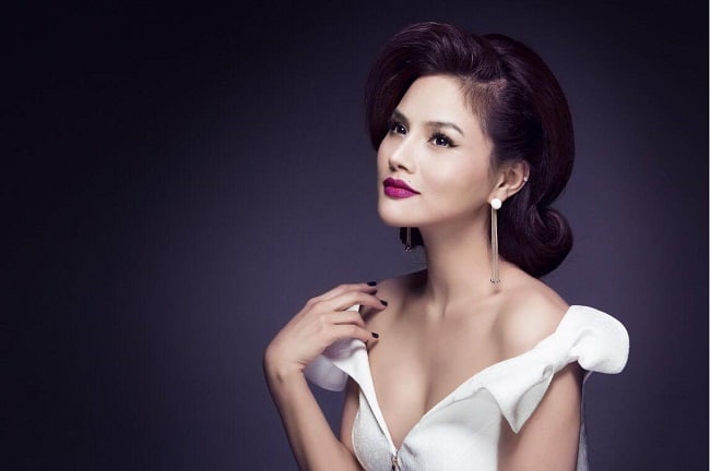 Huỳnh Lợi Studio – Make up- Academy là Top 10 Tiệm trang điểm cô dâu đẹp nhất tại TP. Hồ Chí Minh