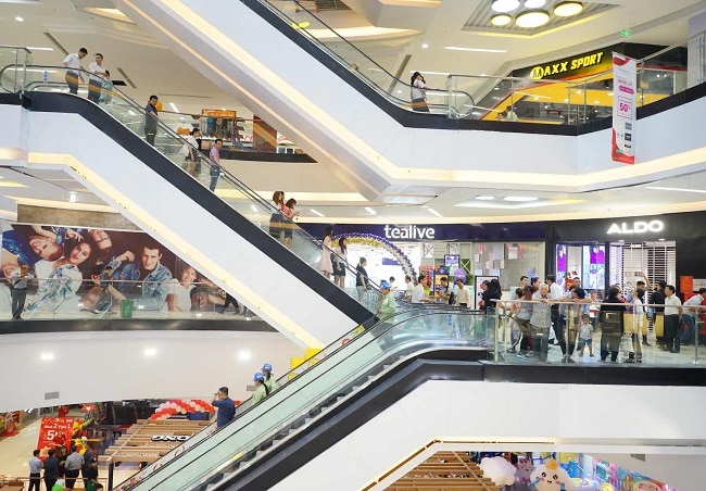 Van Hanh Mall is the Top 10 Shopping Malls in Ho Chi Minh City