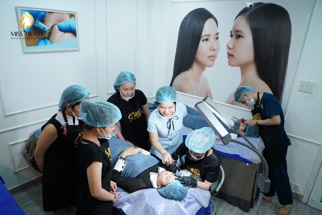 Miss Tram Academy là Top 10 trường dạy học phun xăm, phun thêu thẩm mỹ tốt nhất tphcm