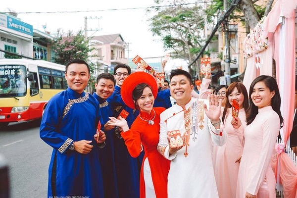 dịch vụ bưng quả chuyên nghiệp giá rẻ tại TPHCM Huy Hoang Wedding