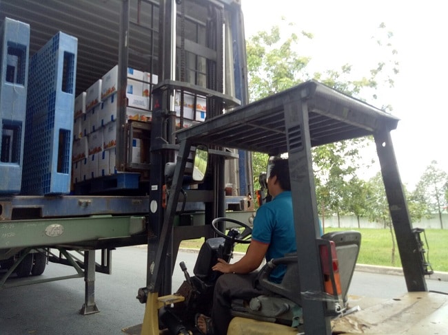 Rồng Việt là Top 10 Dịch vụ bốc xếp hàng hóa nhanh chóng và uy tín nhất tại TPHCM