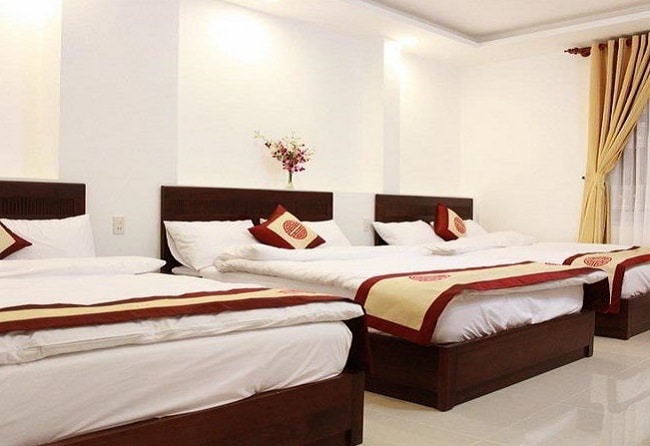 Khách sạn Xuân Hồng là Top 10 Khách sạn giá "rẻ mà tốt" nhất Quận Tân Phú