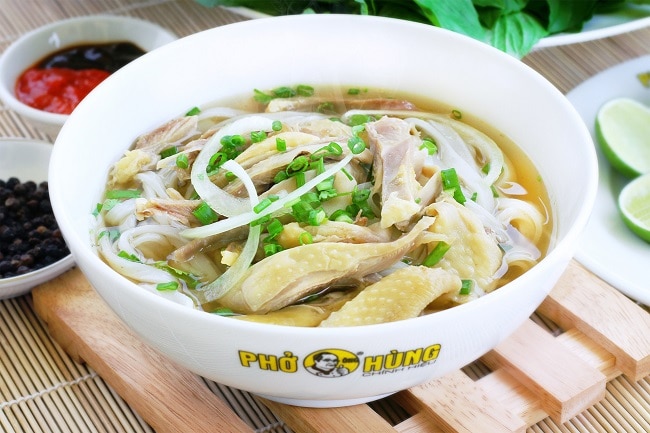 Phở Ông Hùng là Top 20 Quán ăn ngon ở quận 1, TPHCM bạn nên đến nhất