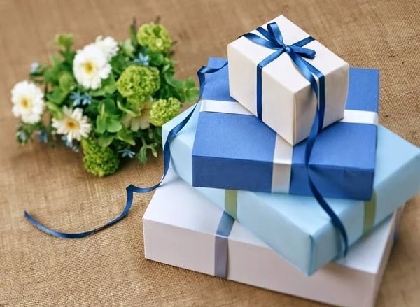 30 món quà ý nghĩa tặng bạn trai nhân dịp sinh nhật ý nghĩa nhất - Top10tphcm