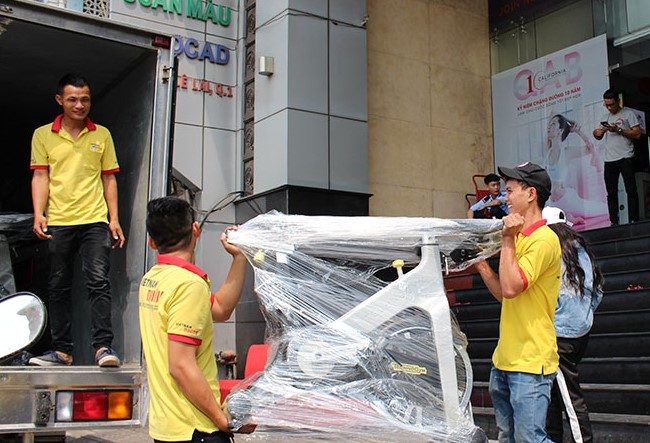 Chuyển văn phòng trọn gói giá rẻ quận 8-Vietnam Moving 