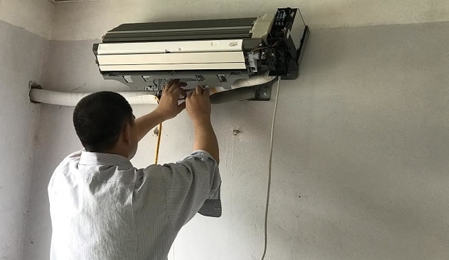Vệ sinh máy lạnh Quận 9 - Nguyễn Phát