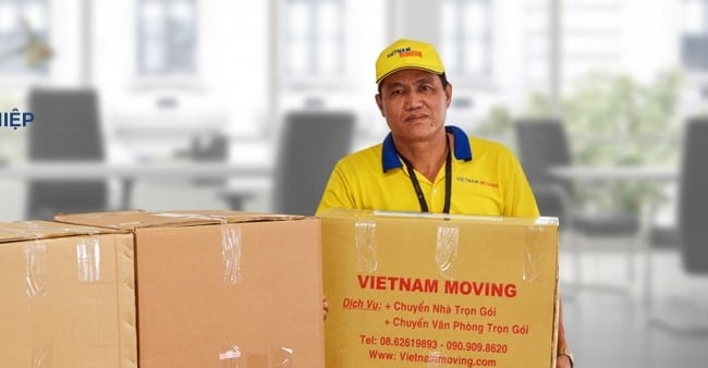 Vietnam Moving có đội ngũ nhân viên làm việc chuyên nghiệp và tỉ mỉ, cam kết hàng hoá của bạn sẽ được đóng gói cẩn thận và vận chuyển đến nơi ở mới nhanh chóng