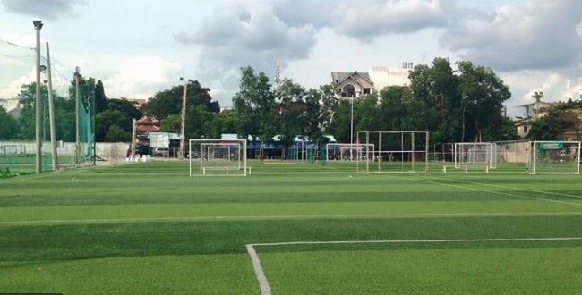 Sân bóng đá Tân Bình - Thăng Long
