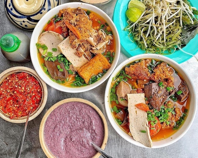 Quán bún riêu ngon ở Sài gòn