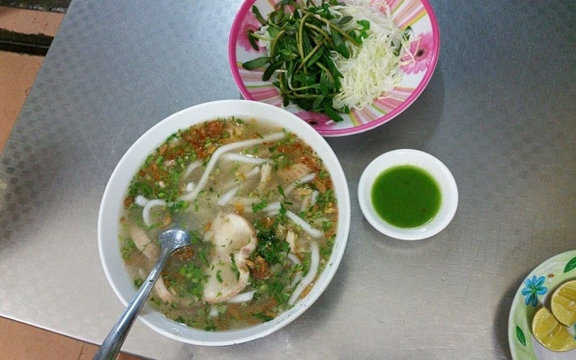 Bánh canh cá lóc Đồng Quán