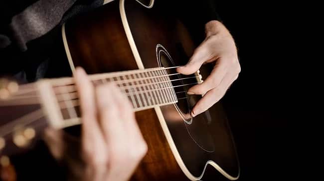 TOYO MUSIC SCHOOL - Trường dạy guitar tại TPHCM