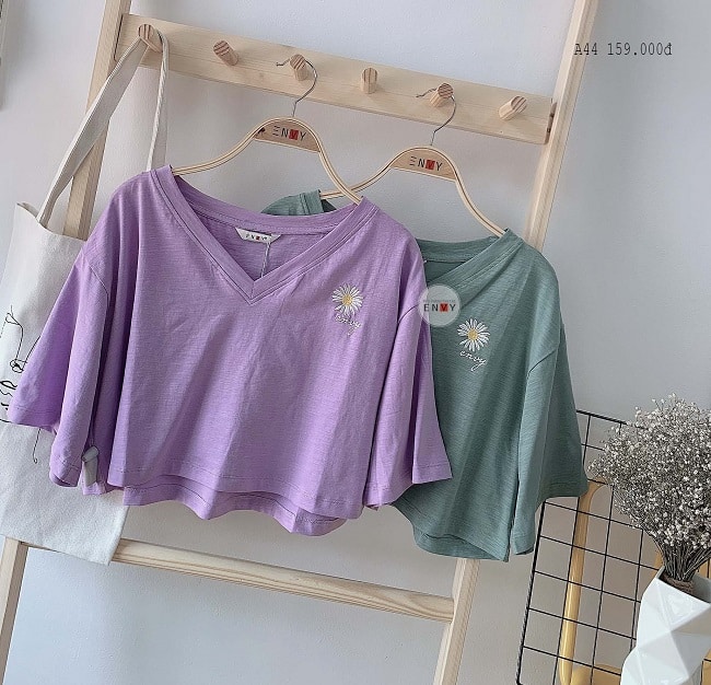 Áo croptop tại ENVY Shop