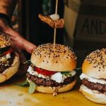 Top 10 Cửa hàng bán Hamburger ngon nhất ở TPHCM