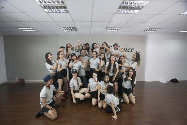 Học nhảy hiện đại tại Saigon Dance 