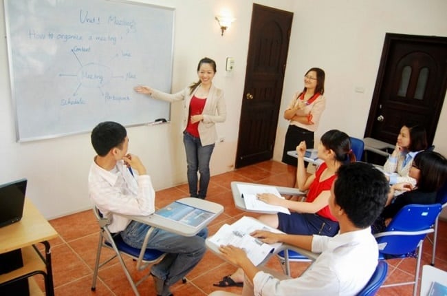 Lớp học tại Trung tâm tiếng Anh AROMA 