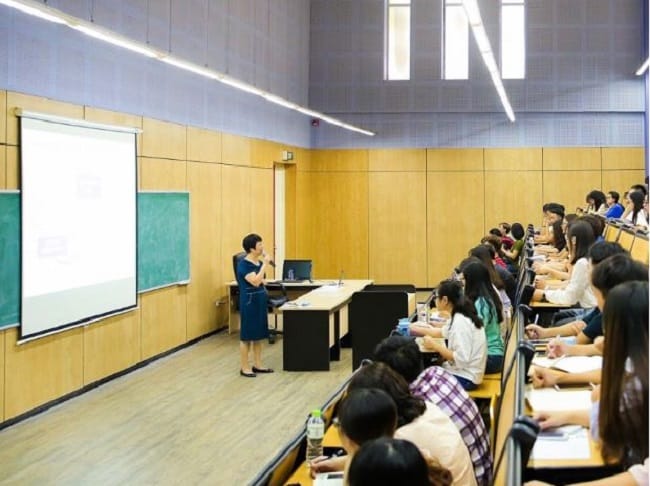 Lớp học tại Đại học Thăng Long