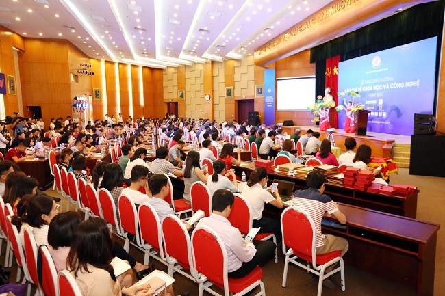 Sự kiện được tổ chức bởi Sự kiện ca nhạc được tổ chức bởi Công ty Tinh tế Việt
