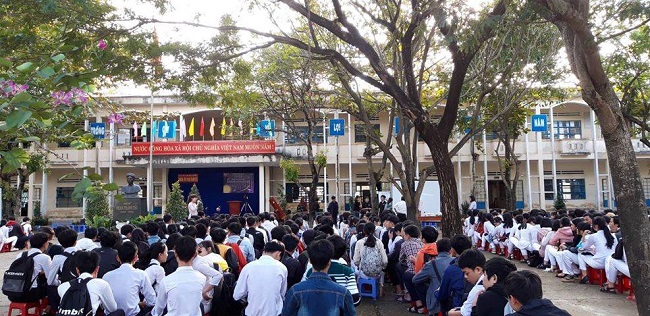 Trường THPT Phan Thành Tài 