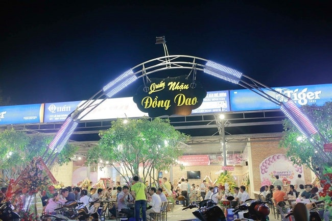 Địa điểm tổ chức sinh nhật - Đồng Dao