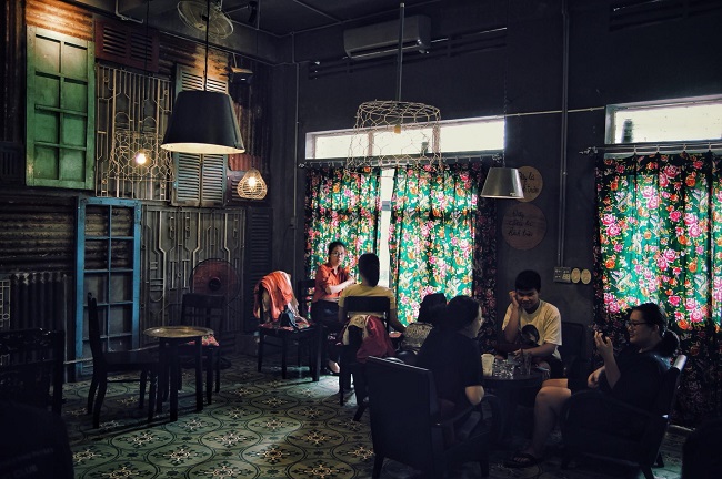 Quán cà phê view đẹp ở Huế - Cafe 1976