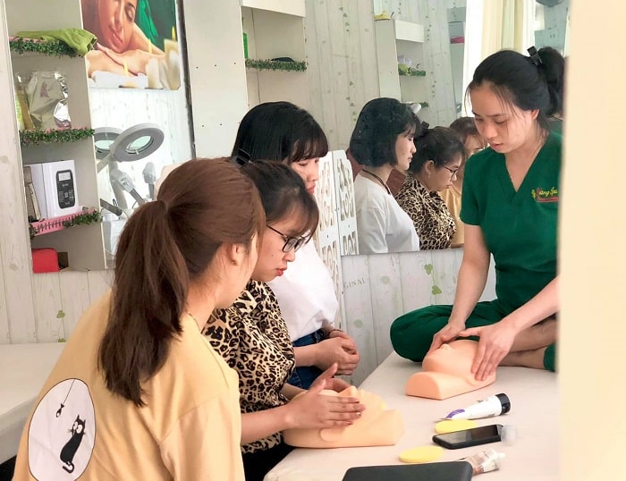 Trung tâm dạy nghề thẩm mỹ tại Đà Nẵng - Yang Spa