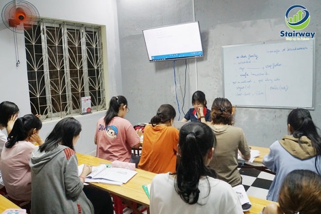 Trung tâm luyện thi IELTS Đà Nẵng - Stairwway