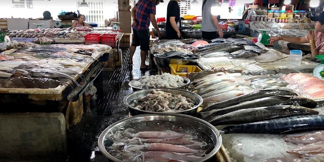 Chợ hải sản Đà Nẵng - Chợ ven biển Nguyễn Tất Thành
