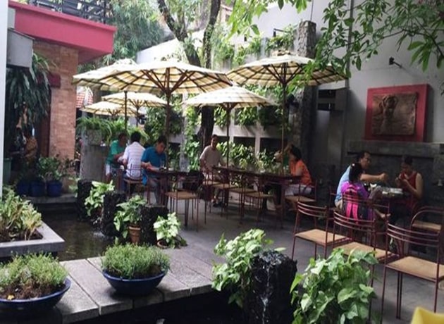Cõi riêng Coffee là một trong những quán cafe xinh xắn ở Tân Bình