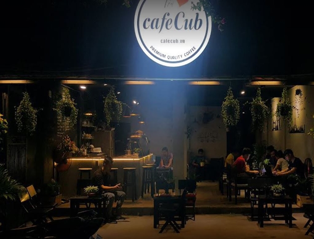Không có gì bất ngờ khi nói CafeCub là một quán cafe sân vườn ở quận 4 nổi tiếng