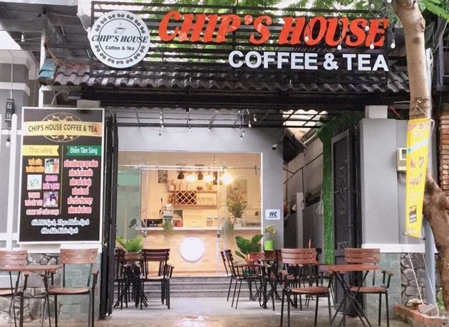Chip’s House Coffee & Tea có nhiều loại thức uống cho mọi lứa tuổi, từ cà phê đến sinh tố, kem, v.v., tất cả đều có giá cả hợp lý