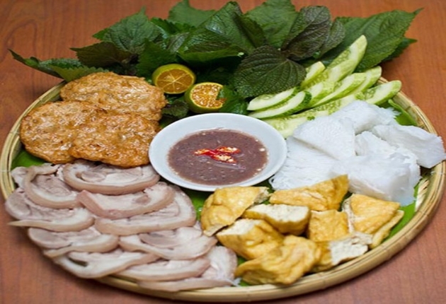 Hà Nội Quán phục vụ các món đặc sản miền Bắc đậm đà hương vị