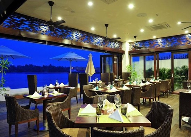 Khi nói đến những nhà hàng bên sông Sài Gòn, Nhà hàng Bistro Song Vie luôn đứng đầu danh sách