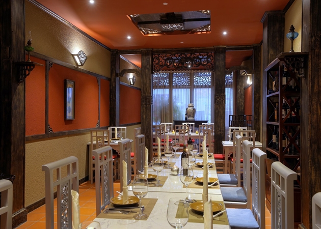 Nhà hàng Nghi Xuân có không gian ăn uống rộng rãi, thoải mái