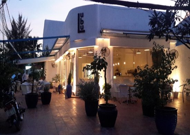 Lu Bu là quán cafe quận 2 cũng như nhà hàng kiểu Âu phục vụ các món ăn Địa Trung Hải