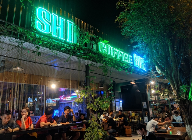 Nhắc đến quán cafe Tân Phú có view đẹp thì The Shine Coffee là cái tên tiếp theo trong danh sách