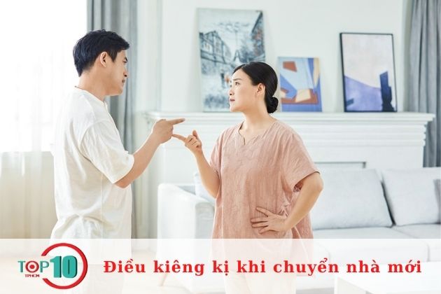 To tiếng, cãi vã và nói những điều tiêu cực