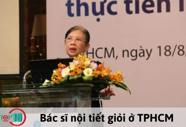 GS.TS.BS Nguyễn Thy Khuê là một trong những bác sĩ nội tiết giỏi ở TPHCM người bệnh nên đến khám