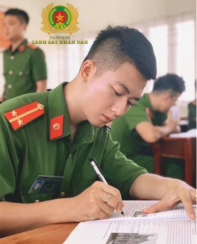 Hình ảnh công an nhân dân Việt Nam