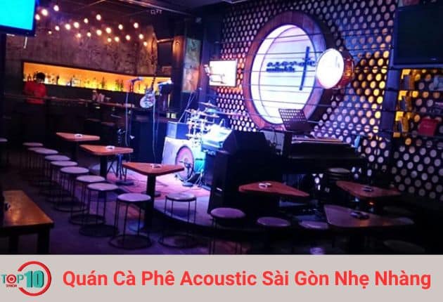 Acoustic Live Music & Bar