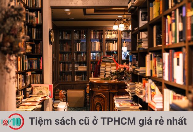 Tiệm sách cũ ở TPHCM giá rẻ